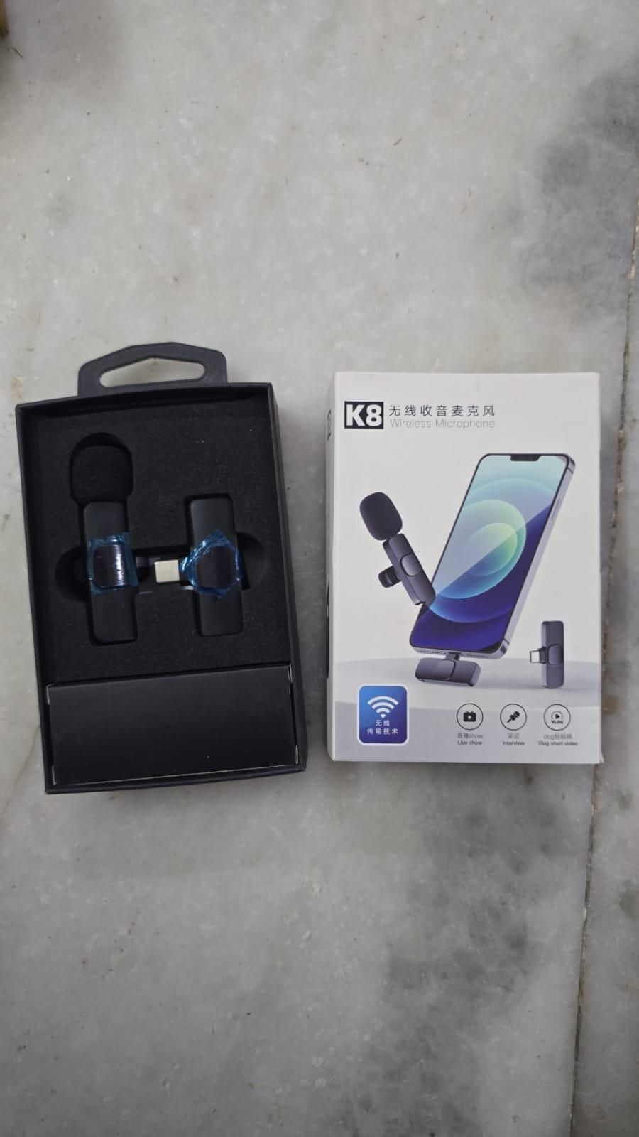 (Boyyaa) Wireless Microphone With Wireless Technology Noise cancels