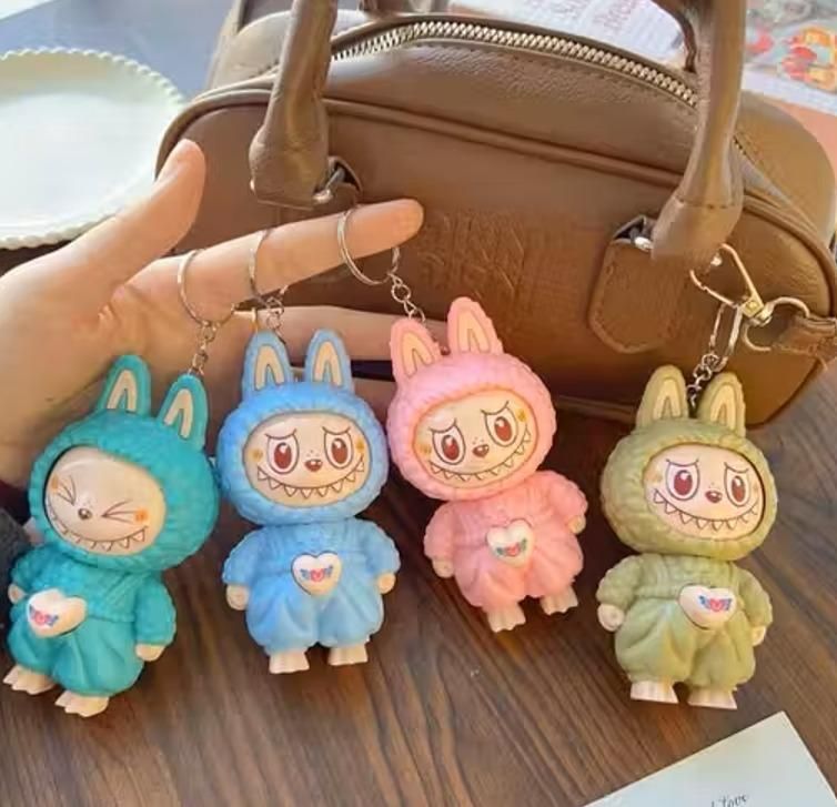 (Low Date ) Labubu Keychain